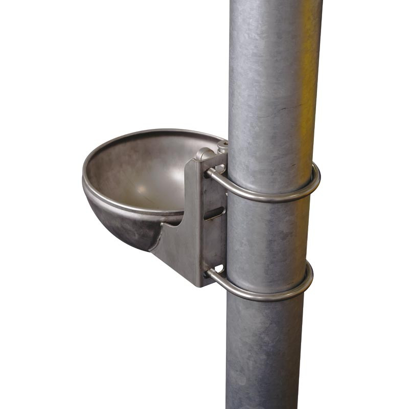 Etriers de fixation pour abreuvoir sur poteau Etriers de fixation pour abreuvoir sur poteau