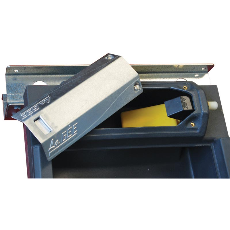 Abreuvoir Polybac 25 M simple avec rebord intérieur et support de fixation Abreuvoir Polybac 25 M simple avec rebord intérieur et support de fixation