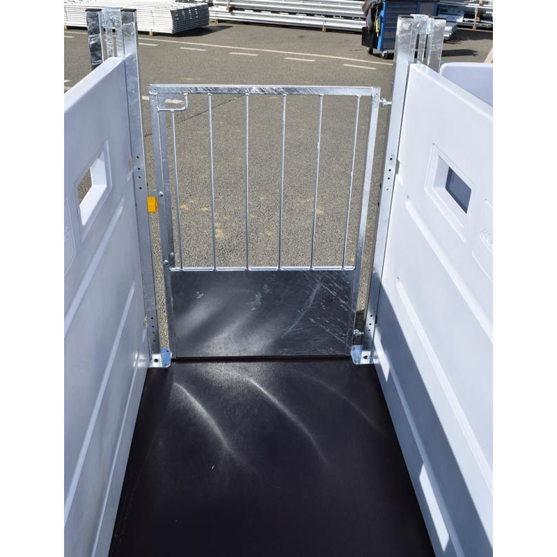 Portillon arrière barreaudé pour case à veaux HYGIENE PRO GM